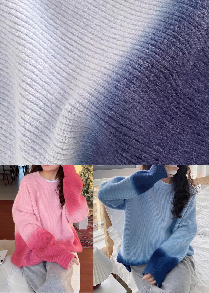Classic Vintage Sweater with a Flattering Fit