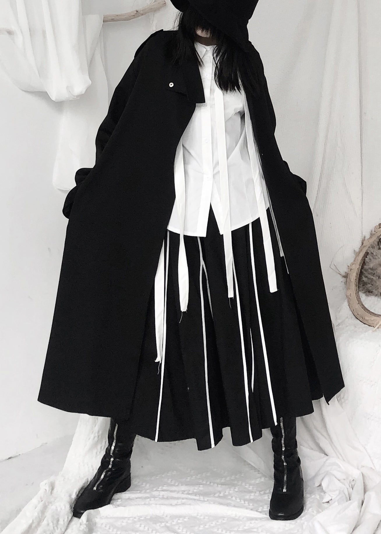 Well Tailored Coat with a Graceful Silhouette