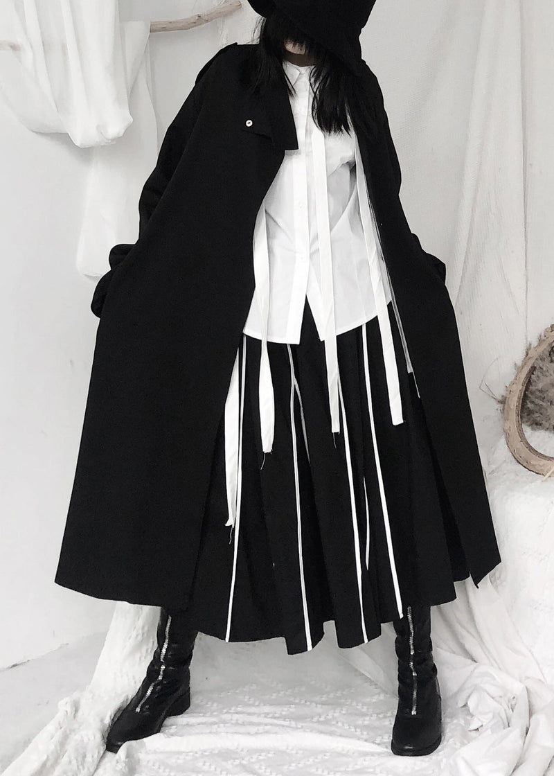 Well Tailored Coat with a Graceful Silhouette