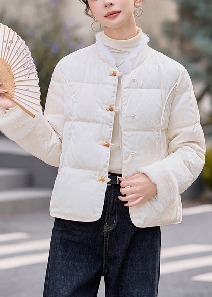 Sophisticated Coat with a Clean Classic Look
