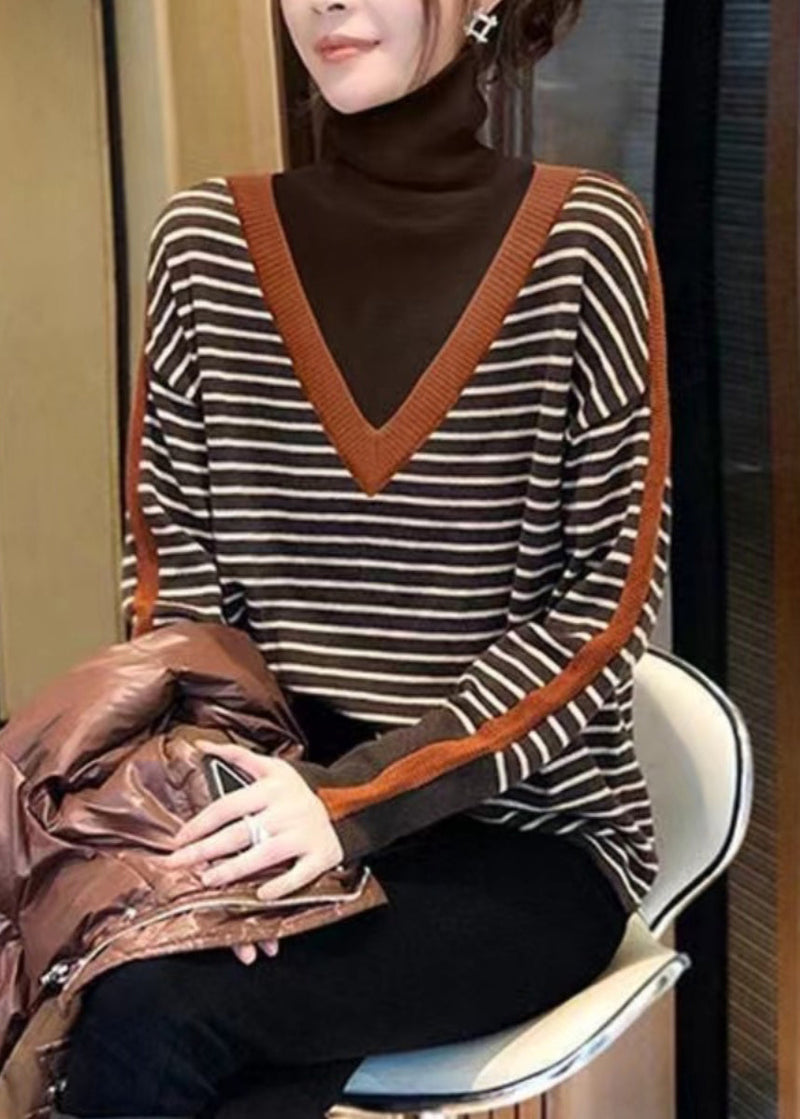 Well Tailored Sweater with a Graceful Silhouette