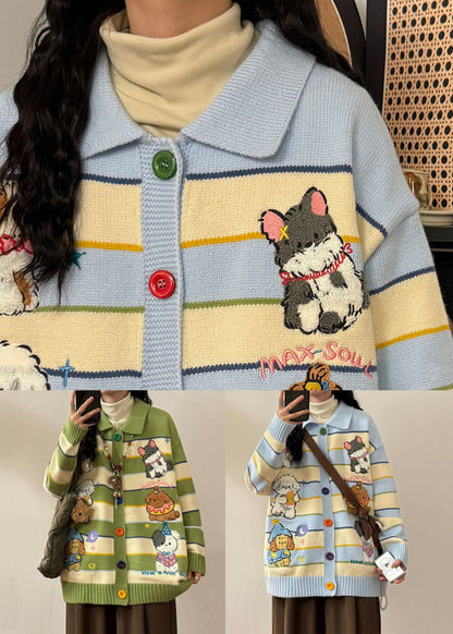 Classic Vintage Coat with a Flattering Fit