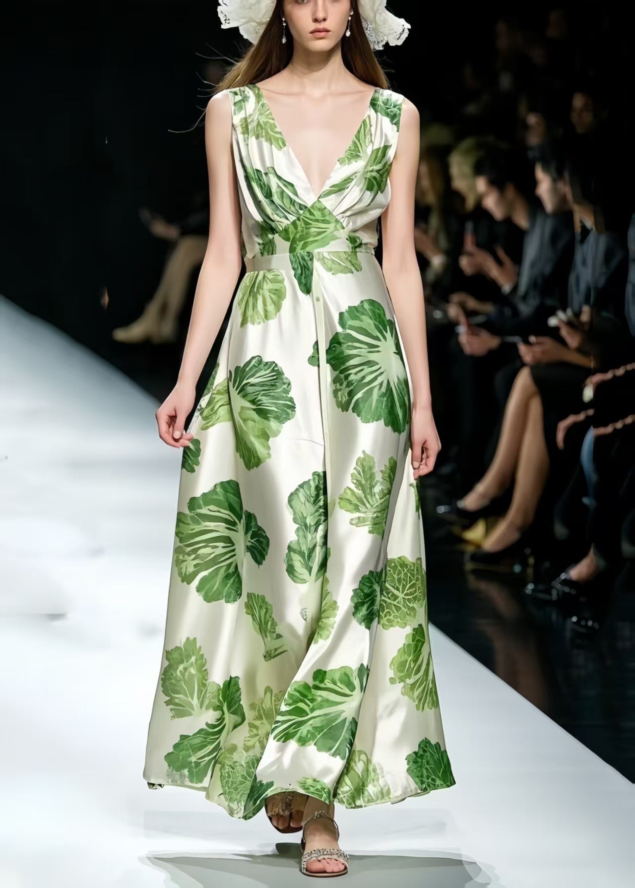 Classic Vintage & Enduringly Stylish Dress