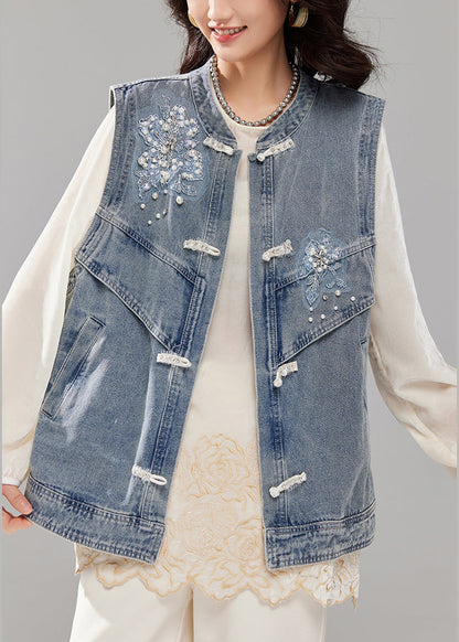 Elegantly Styled Coat for Everyday Wear