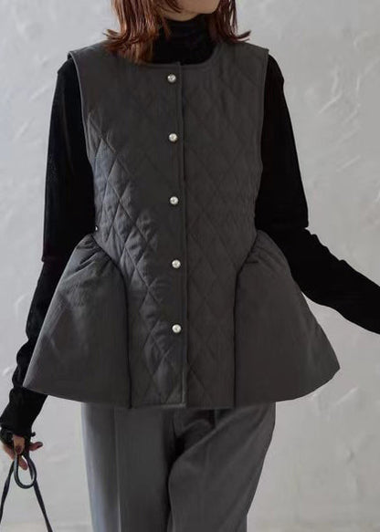 Effortlessly Elegant Garment with a Timeless Design