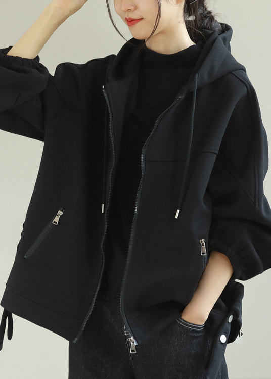 Well Tailored Coat with a Graceful Silhouette
