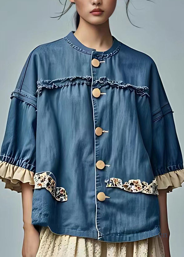 Well Tailored Top with a Graceful Silhouette