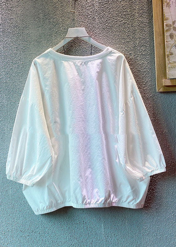 Classic Vintage Shirt with a Flattering Fit