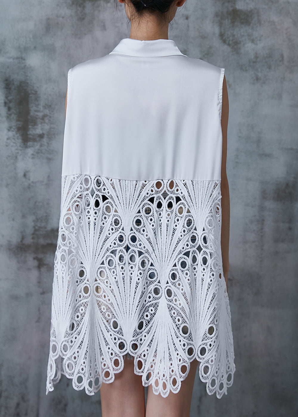 Beautifully Finished Cardigan in a Timeless Design