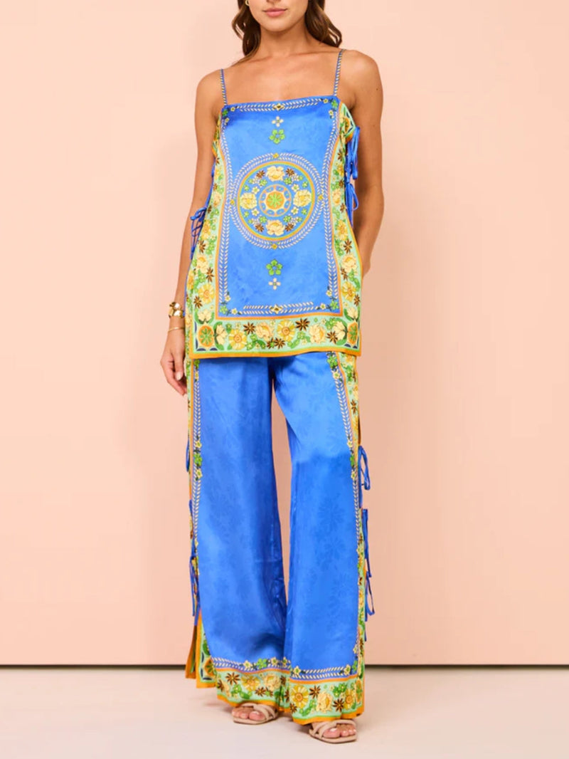 Gracefully Styled Top for Any Occasion
