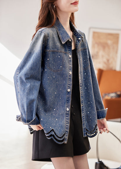 Elegantly Styled Coat for Everyday Wear