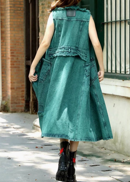 A Vintage Style Coat with Delicate Timeless Details