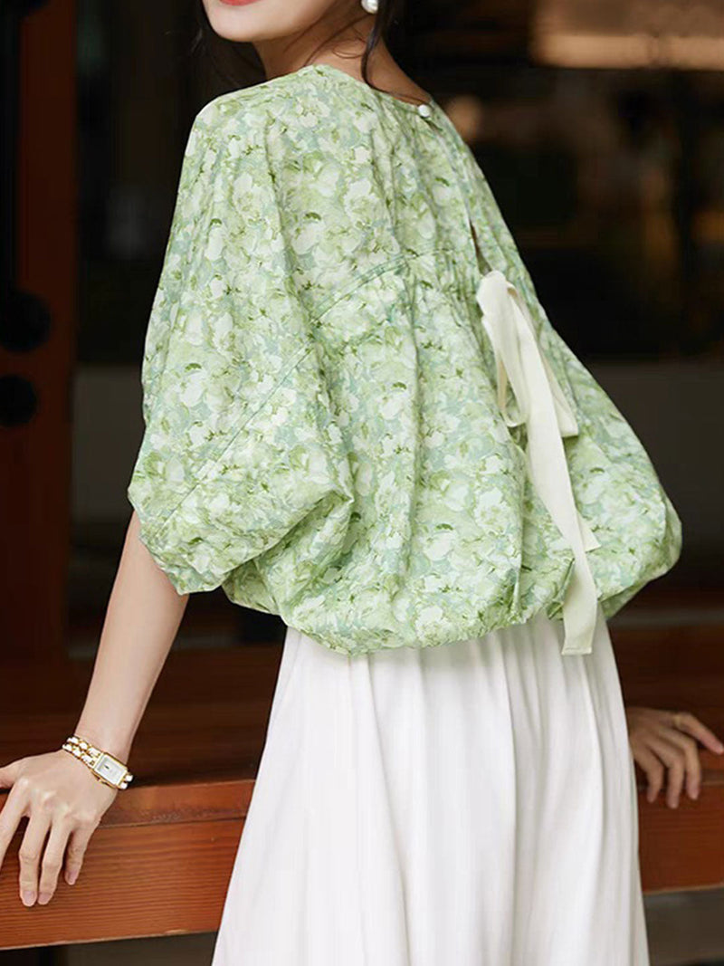 Elegantly Styled Blouse for Everyday Wear