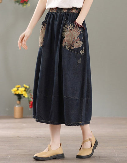 Gracefully Styled Garment for Any Occasion