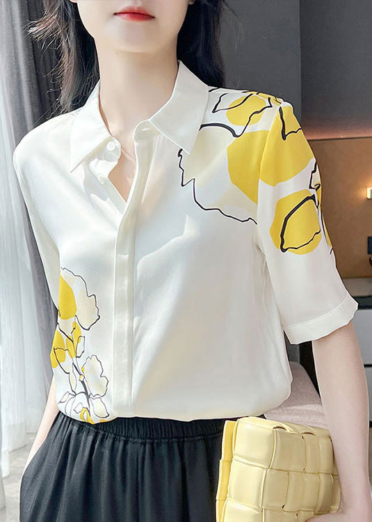 Classic Vintage Shirt with a Flattering Fit