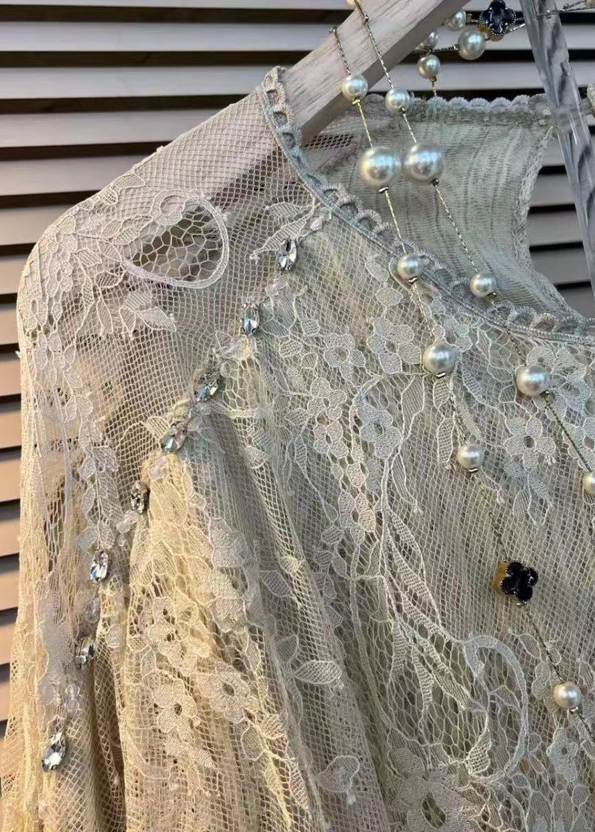 Classic Vintage Top with a Flattering Fit