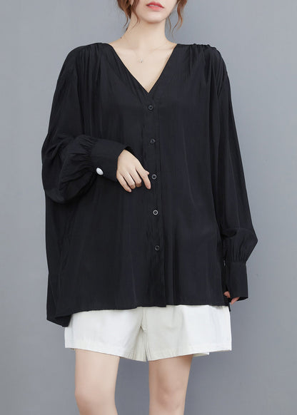 A Vintage Style Shirt with Delicate Timeless Details