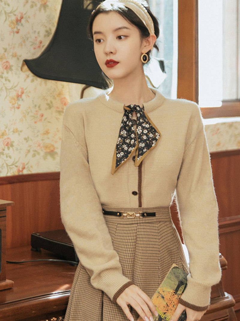 Beautifully Finished Cardigan in a Timeless Design