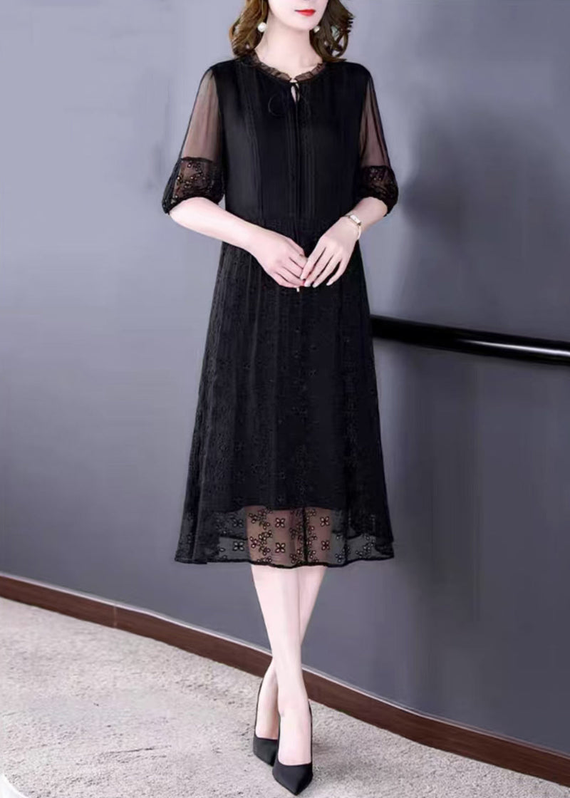 Classic Vintage Dress with a Flattering Fit
