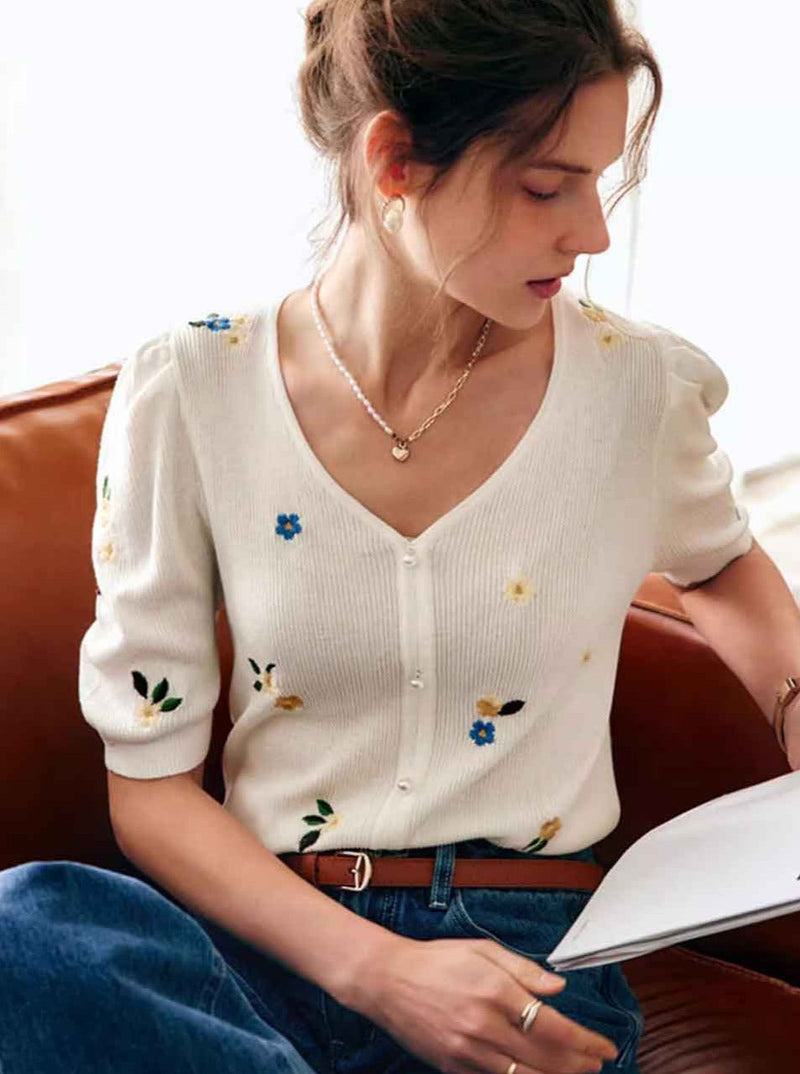 Classic Vintage & Enduringly Stylish Sweater