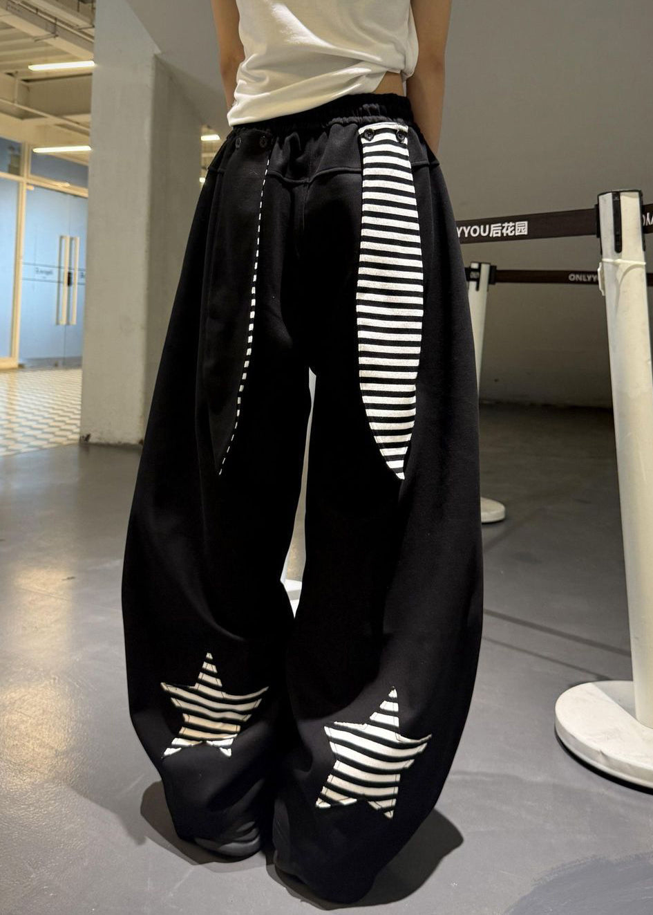 Sophisticated Pants with a Clean Classic Look
