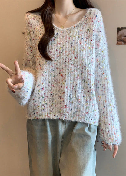 Well Tailored Sweater with a Graceful Silhouette