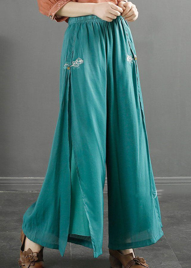 Beautifully Finished Pants in a Timeless Design