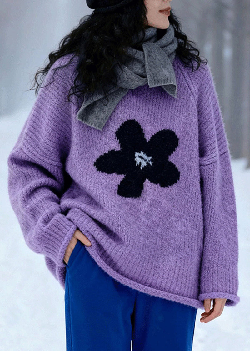 Classic Vintage Sweater with a Flattering Fit