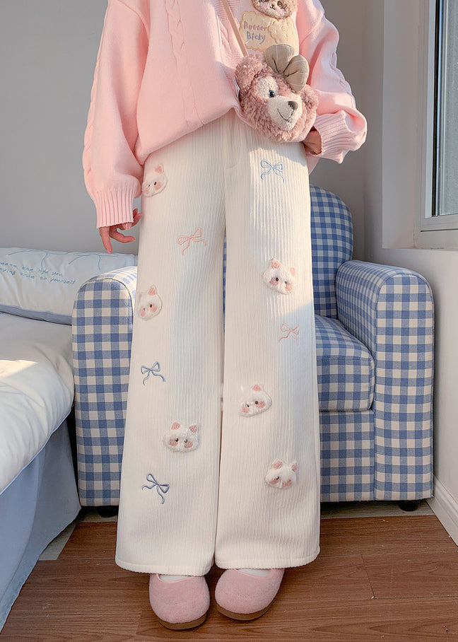 Well Tailored Pants with a Graceful Silhouette