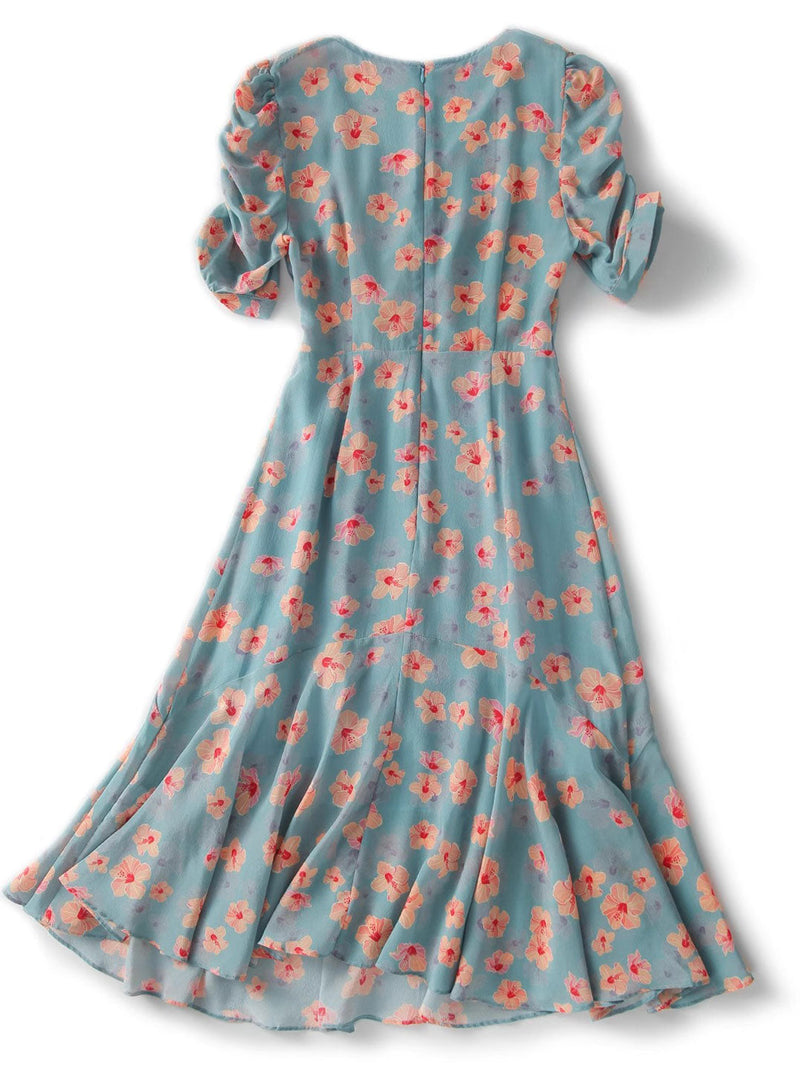 Classic Vintage & Enduringly Stylish Dress