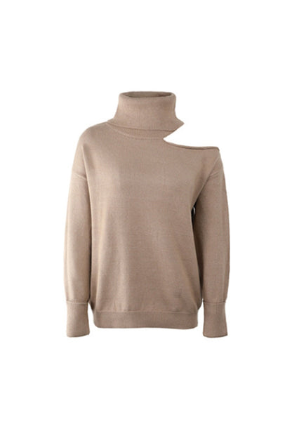 Well Tailored Sweater with a Graceful Silhouette