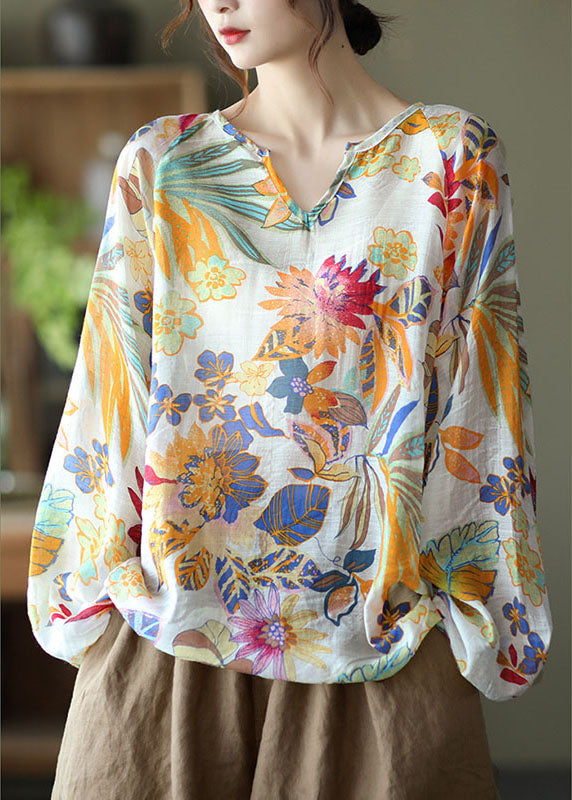 Classic Vintage Blouse with a Flattering Fit