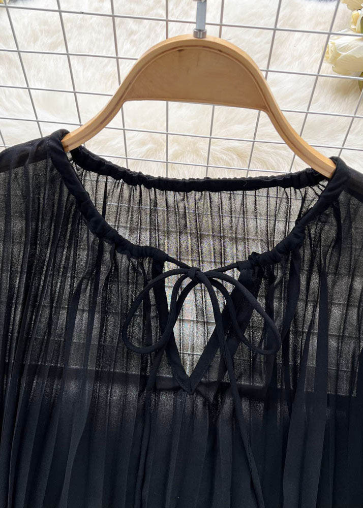 Beautifully Finished Top in a Timeless Design