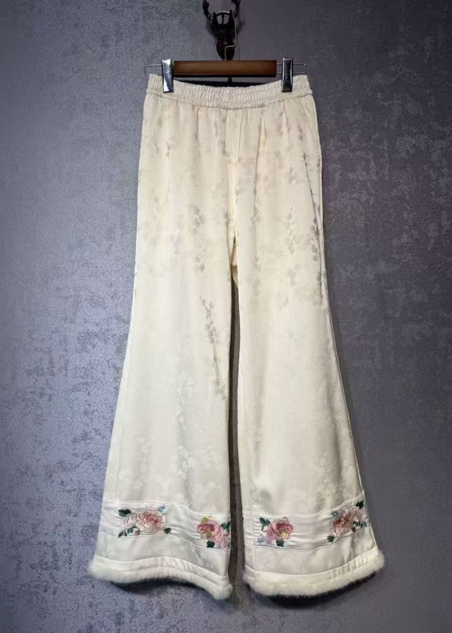 Elegantly Styled Pants for Everyday Wear
