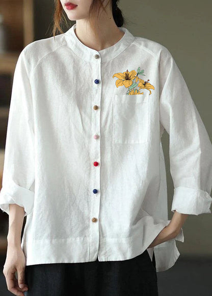 Classic Vintage Blouse with a Flattering Fit