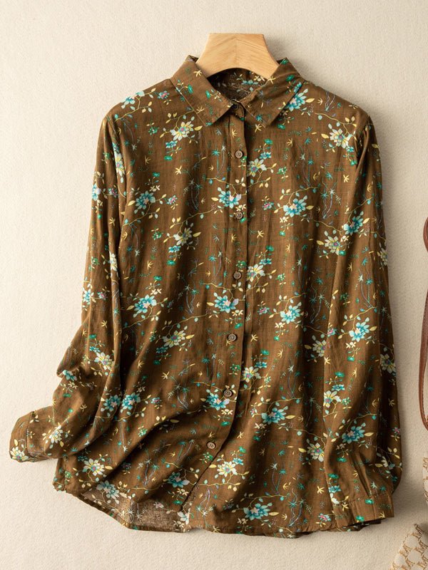 Classic Vintage Blouse with a Flattering Fit