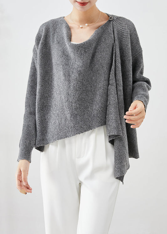 Classic Vintage Sweater with a Flattering Fit