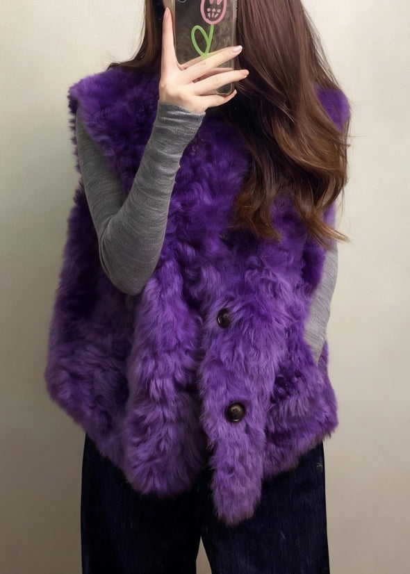 Well Tailored Coat with a Graceful Silhouette