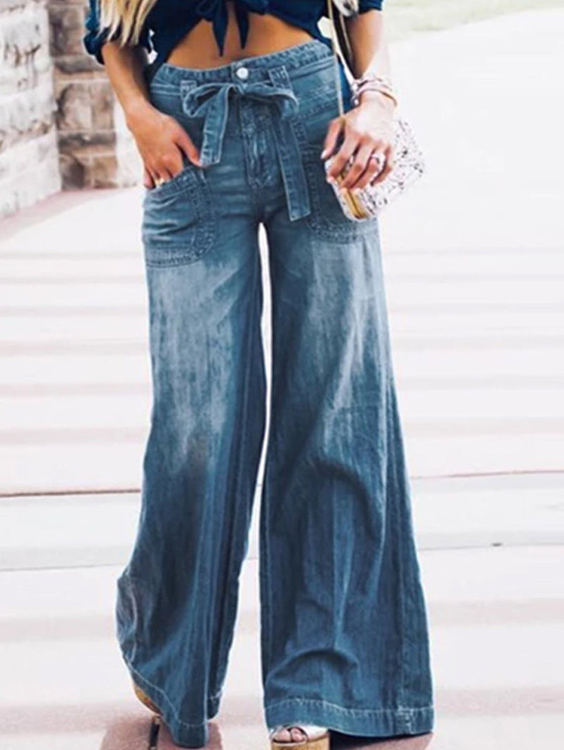 Effortlessly Elegant Pants with a Timeless Design