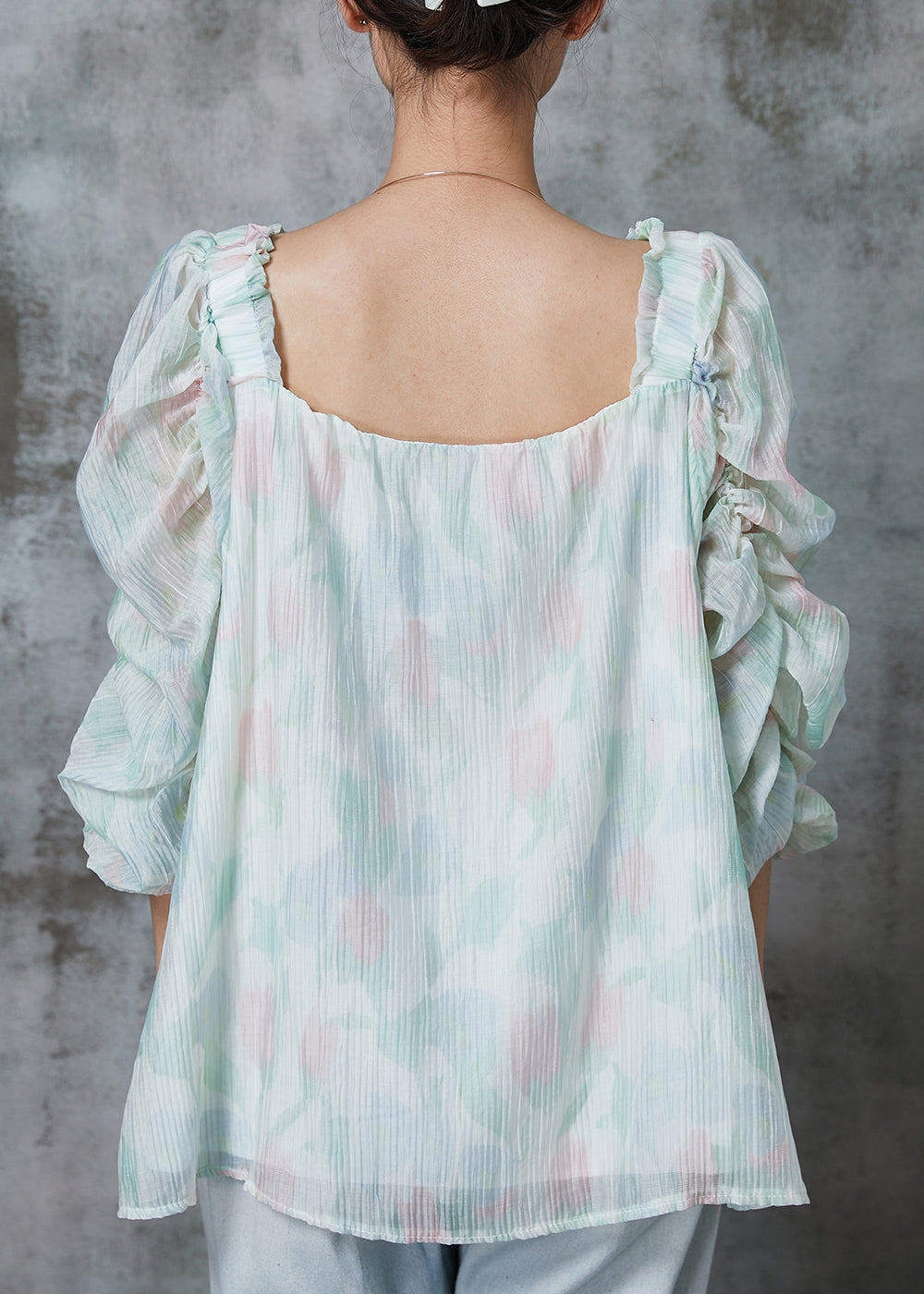 Sophisticated Blouse with a Clean Classic Look