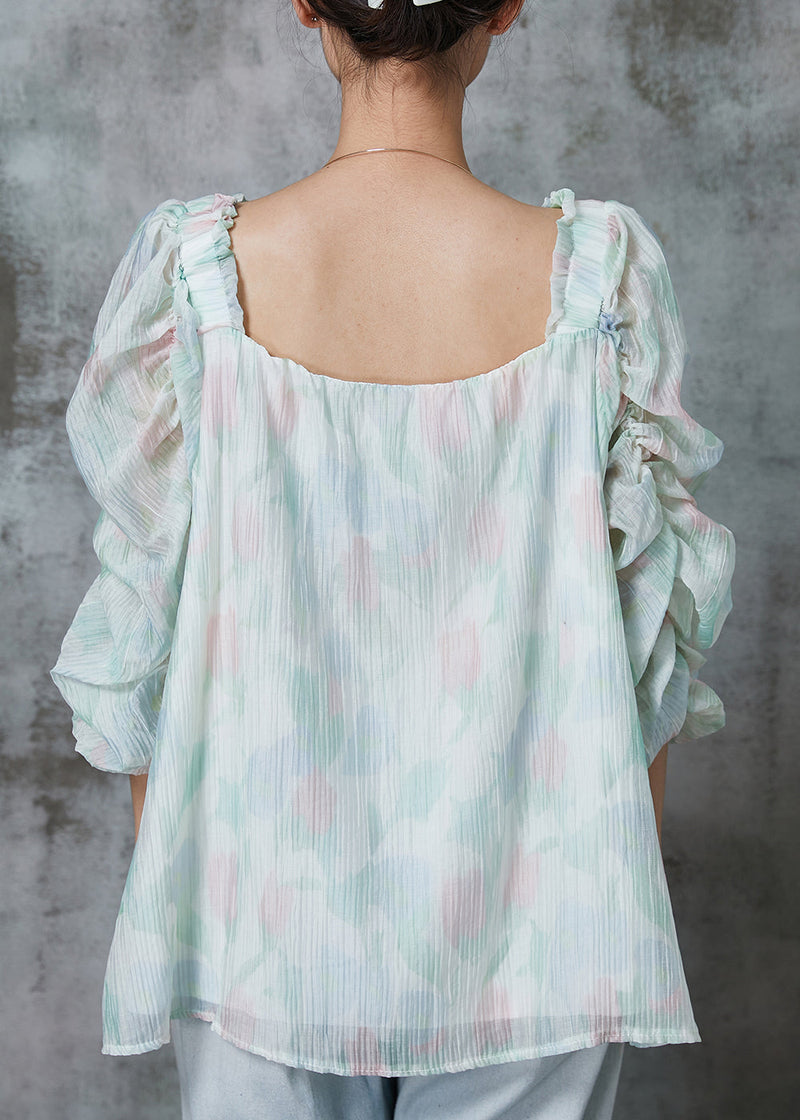 Sophisticated Blouse with a Clean Classic Look