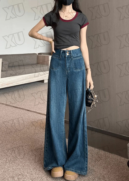 Effortlessly Elegant Pants with a Timeless Design
