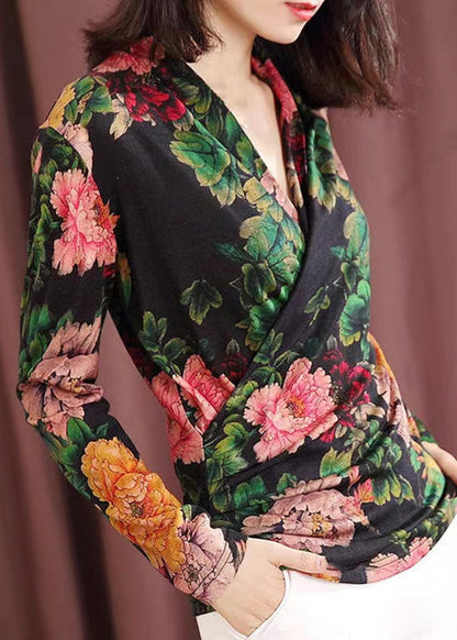 Beautifully Finished Top in a Timeless Design