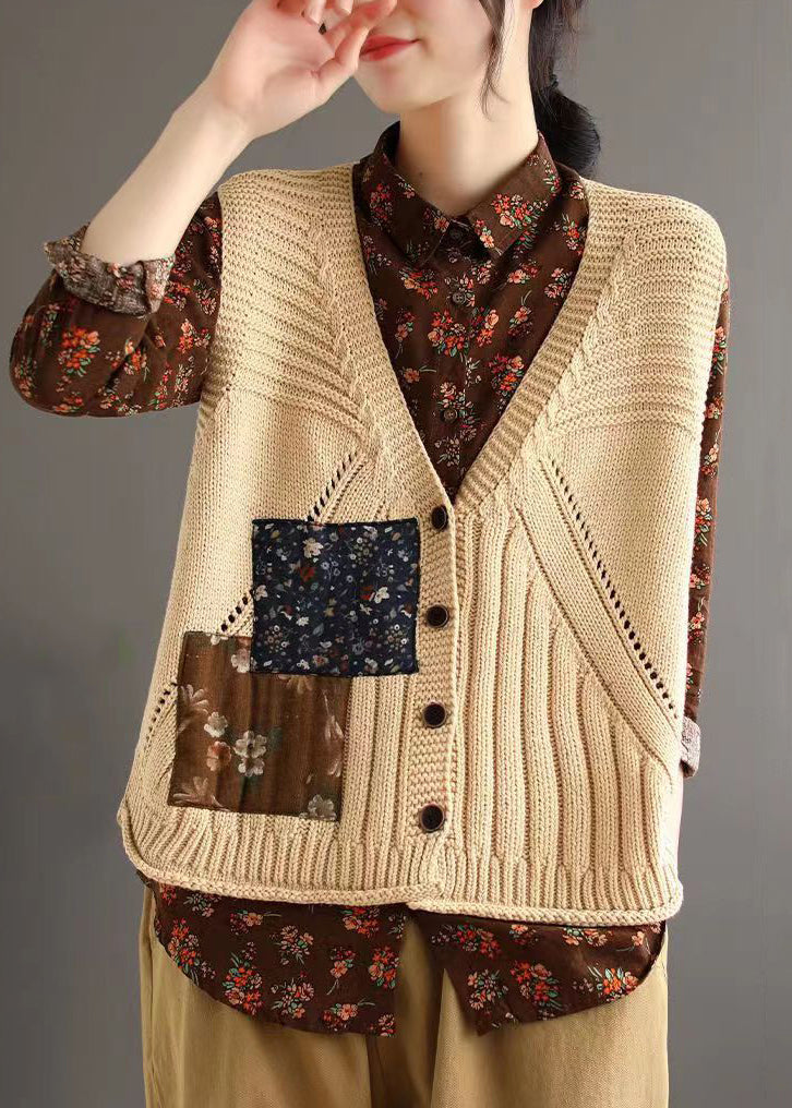 Beautifully Finished Coat in a Timeless Design