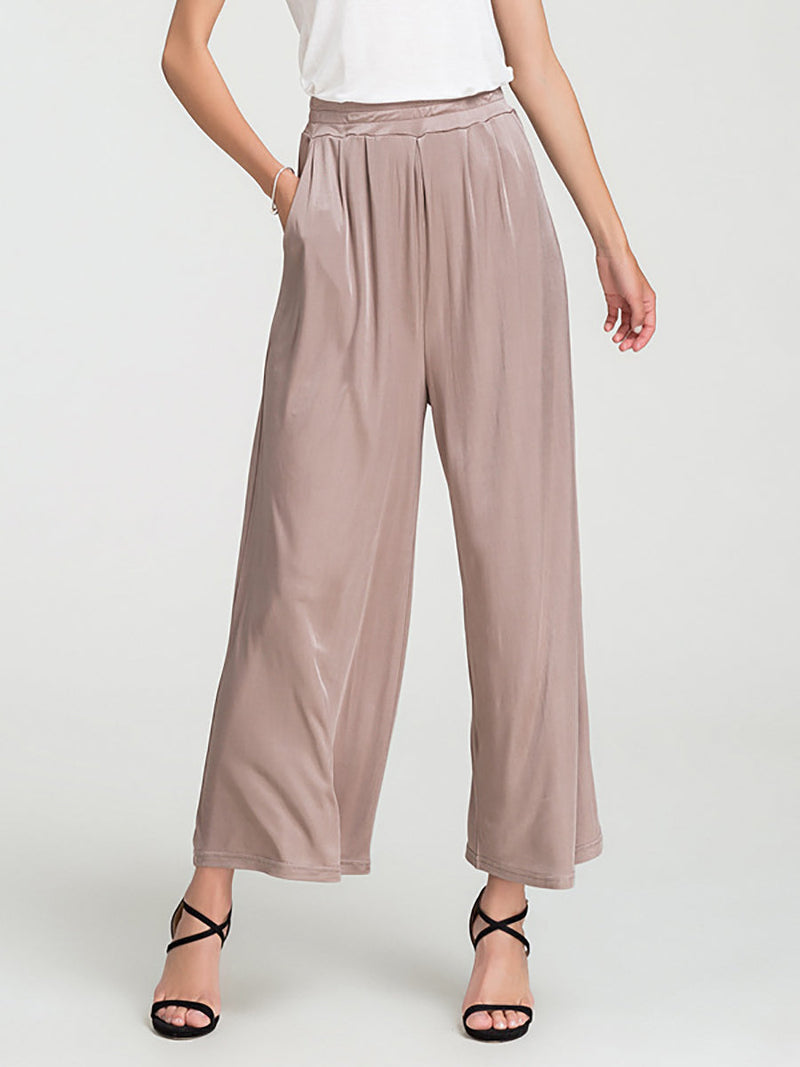 Gracefully Styled Pants for Any Occasion