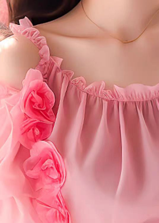 Well Tailored Top with a Graceful Silhouette