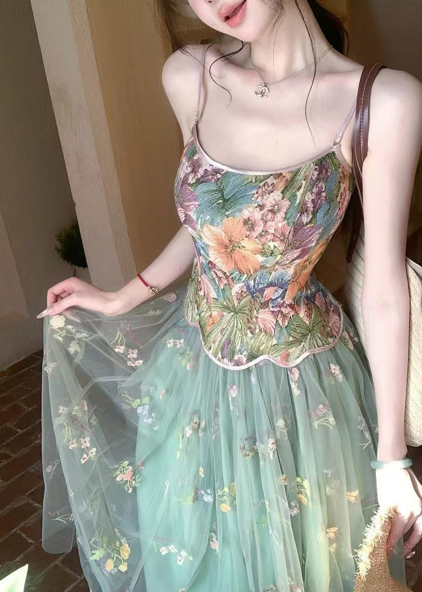 Well Tailored Garment with a Graceful Silhouette