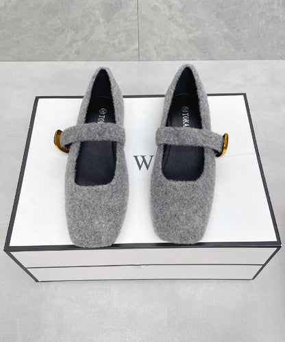 Chic Orthopedic Shoes with Unique Design