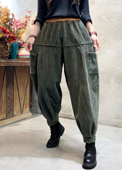 Well Tailored Pants with a Graceful Silhouette