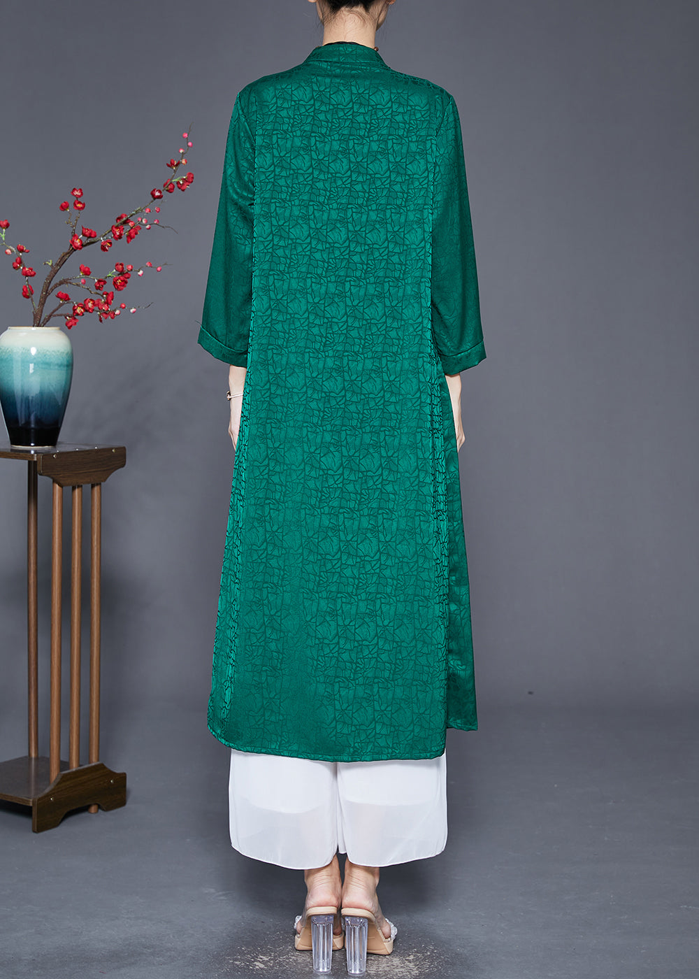 Classic Vintage & Enduringly Stylish Coat